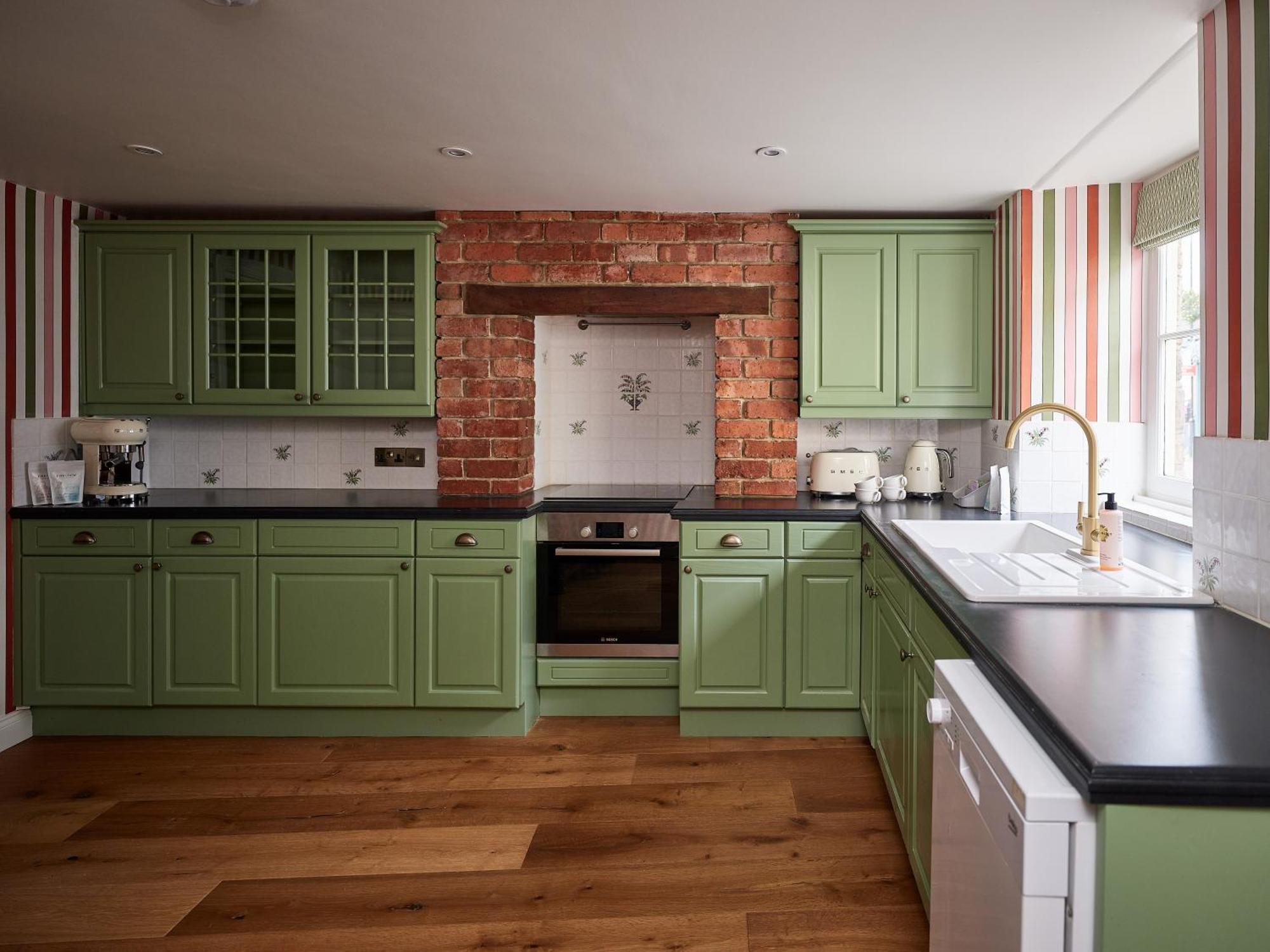 Townhouse Suites- Abbey Row Malmesbury Exterior photo